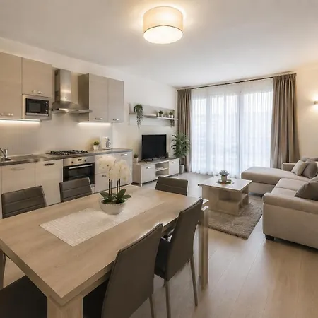 Garibaldi Suite Apartment Verona شقة